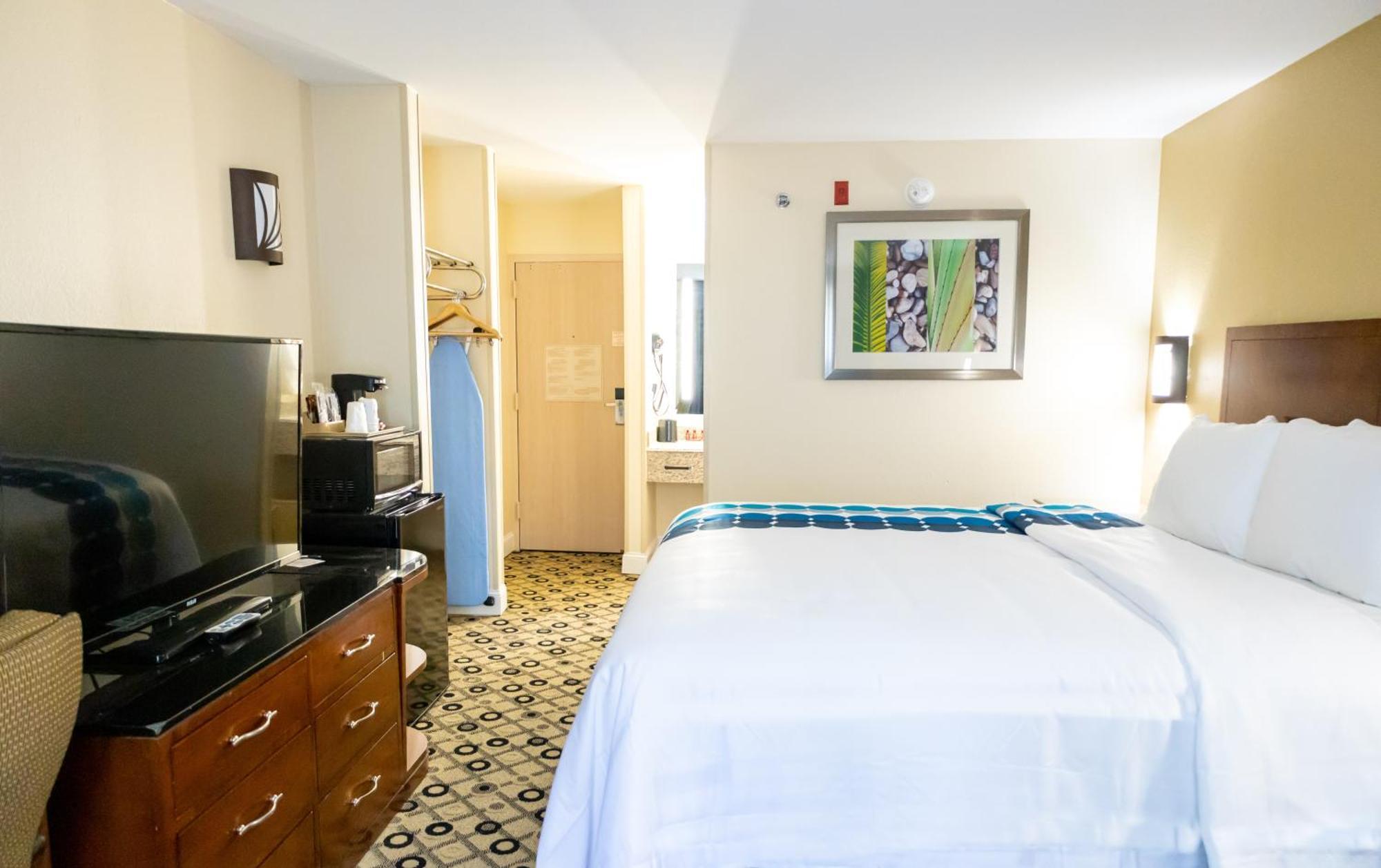 Days Inn By Wyndham College Park Atlanta Airport South מראה חיצוני תמונה
